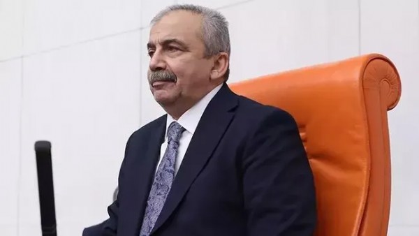 Sırrı Süreya Önder'in sağlık durumu hakkında açıklama geldi! Hayati risk yüksek